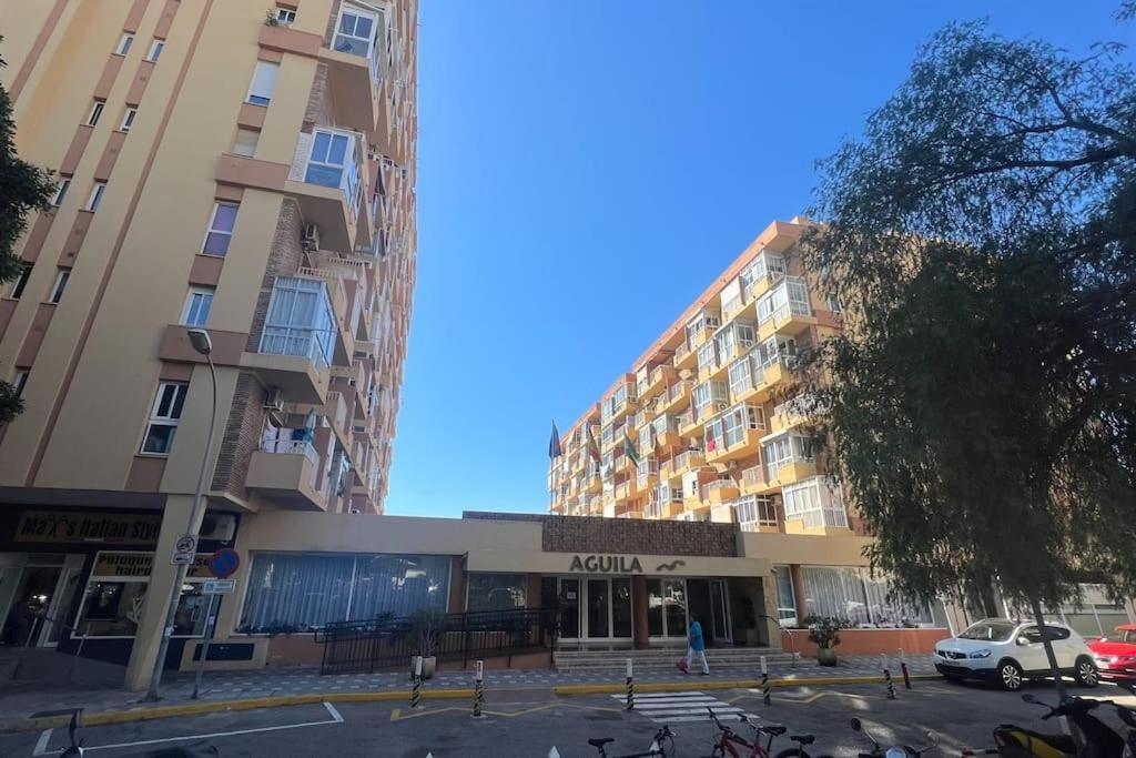 Estudio Aguila Con Vistas Al Mar Benalmádena Exterior foto